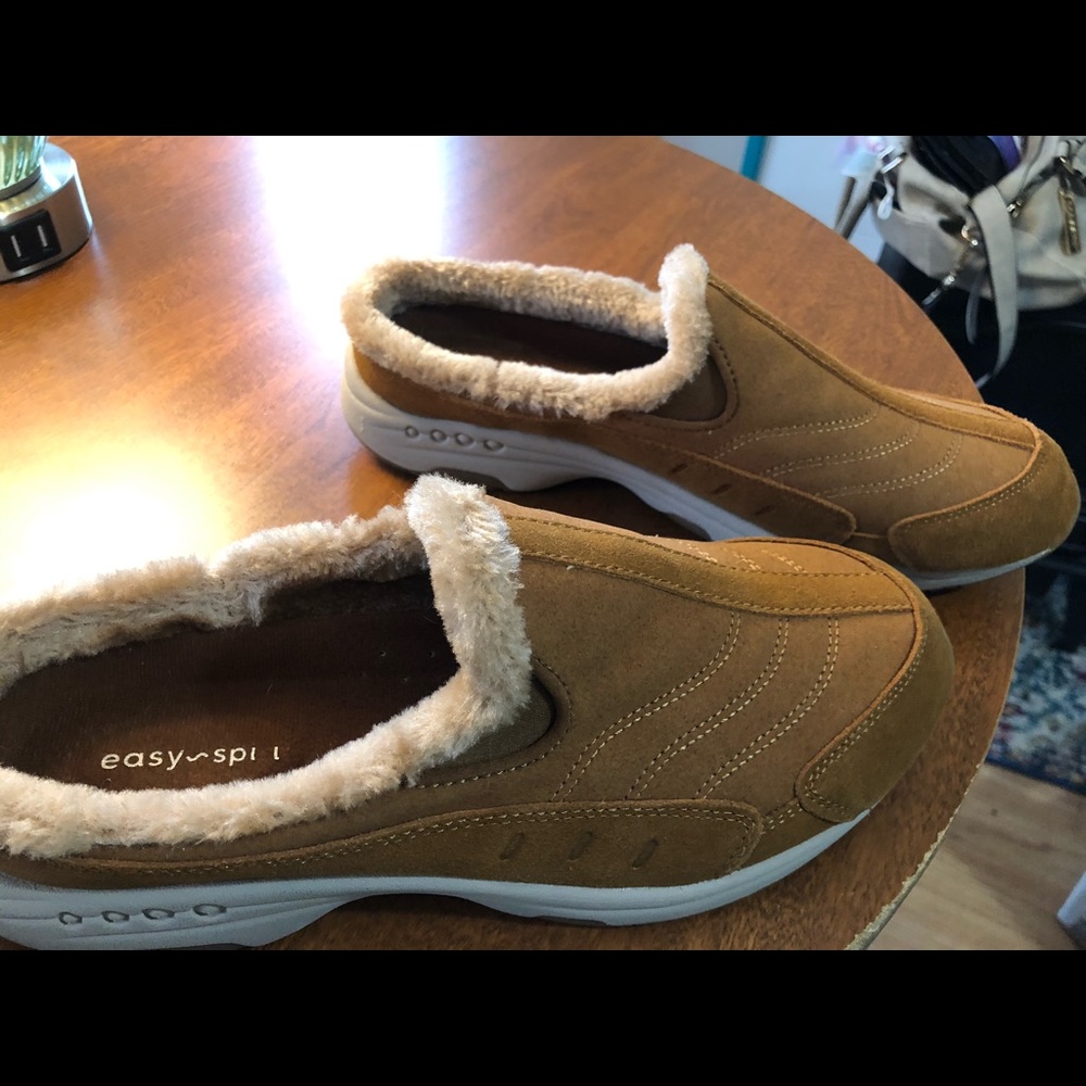 Easy Spirit Travelfuzz clogs 9.5M